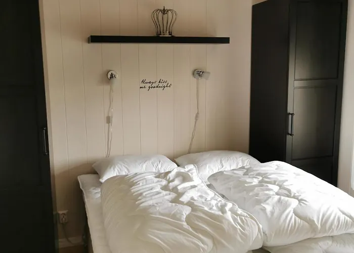Apartment Voss Self-catered Skulestadmo